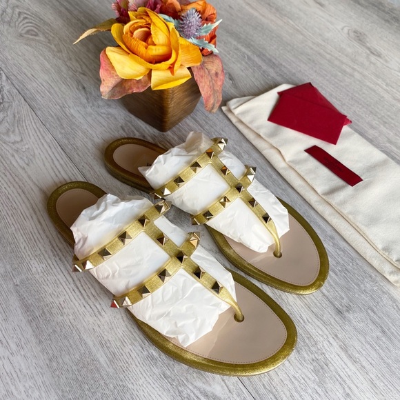 COPY - NWT Valentino Rockstud Gold Jelly Slides - Picture 3 of 16